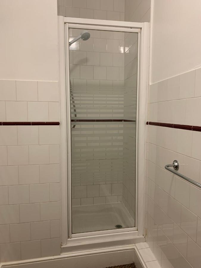 Park Inn Hotel Folkestone フォークストン エクステリア 写真