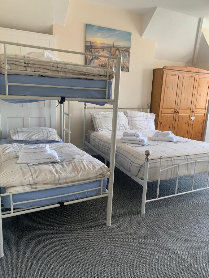 Park Inn Hotel Folkestone フォークストン エクステリア 写真