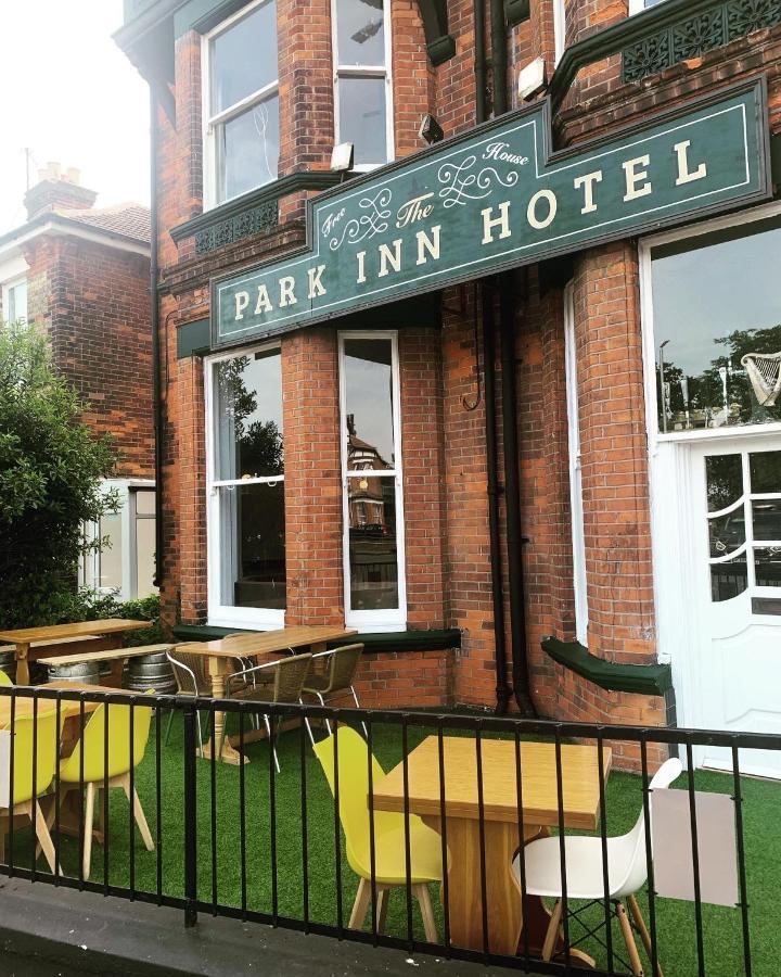 Park Inn Hotel Folkestone フォークストン エクステリア 写真