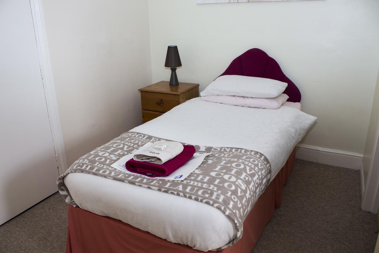 Park Inn Hotel Folkestone フォークストン エクステリア 写真