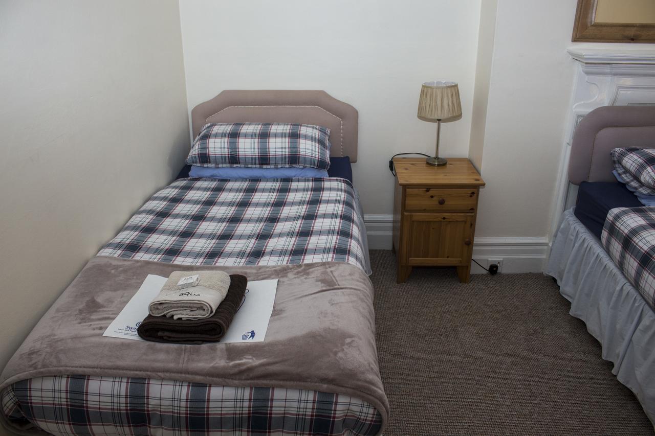 Park Inn Hotel Folkestone フォークストン エクステリア 写真