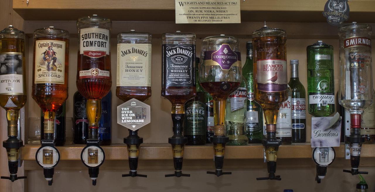 Park Inn Hotel Folkestone フォークストン エクステリア 写真